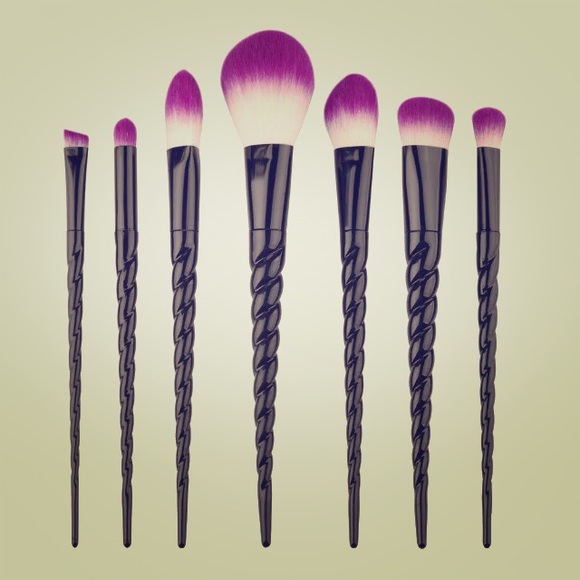 Black Unicorn 🦄 7pc Brush Set 🦄 - Picture 1 of 2